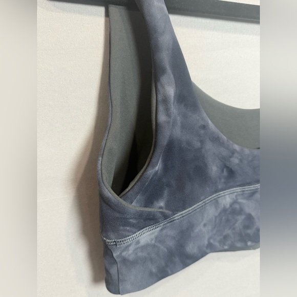 Lululemon Reversible Sports Bra, Size 10 - Picture 5 of 9